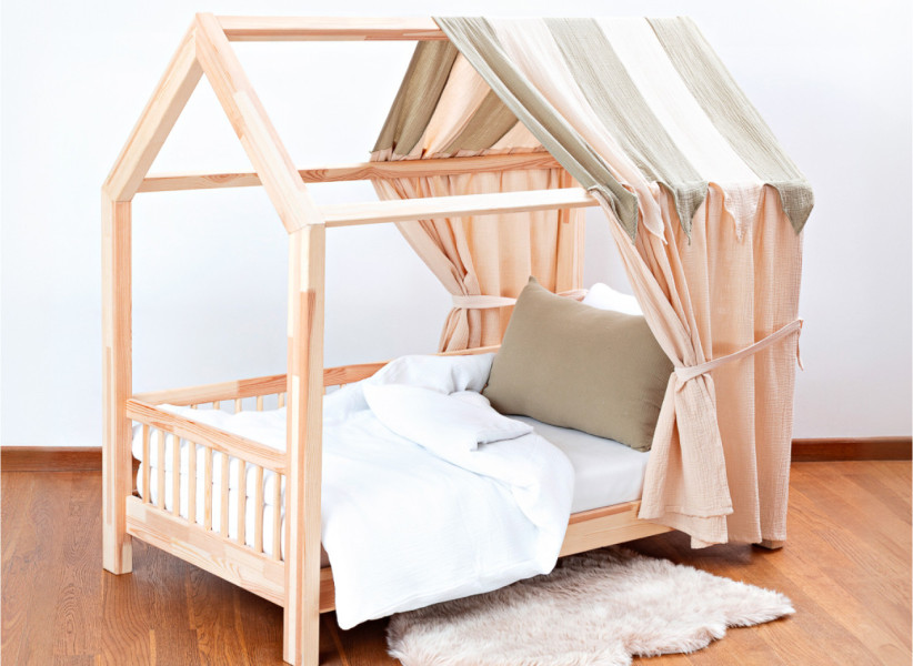 Muślinowa zasłonka dekoracyjna do łóżeczka domku Model 04