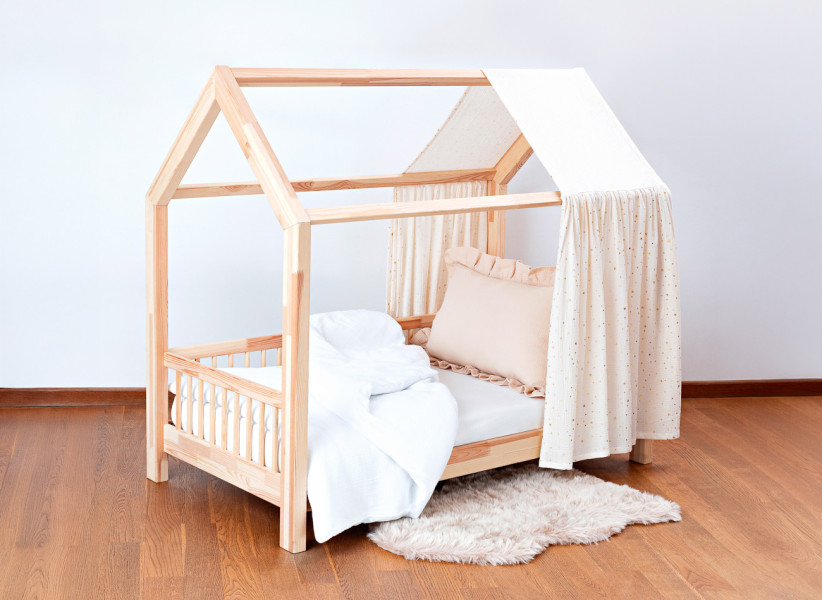 Muślinowa zasłonka dekoracyjna do łóżeczka domku Model 01