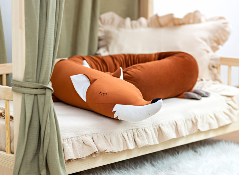 Lisek – ochraniacz do łóżeczka i poduszka przytulanka